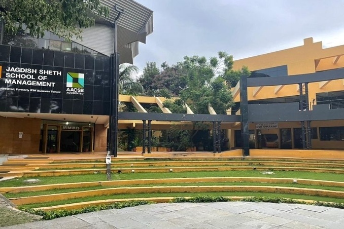 college-banner